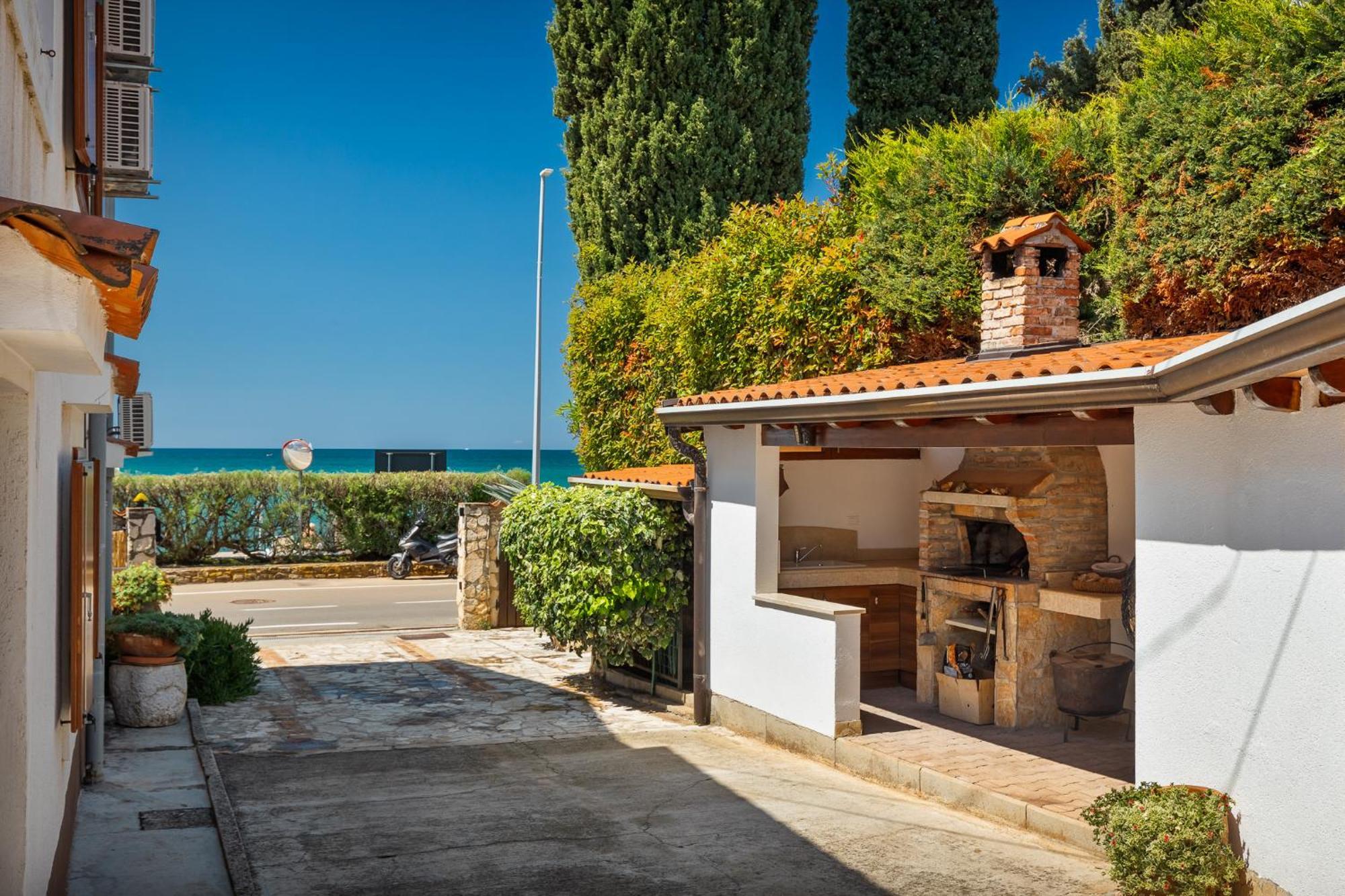 Beach House - Sea Breeze Poreč Exterior foto